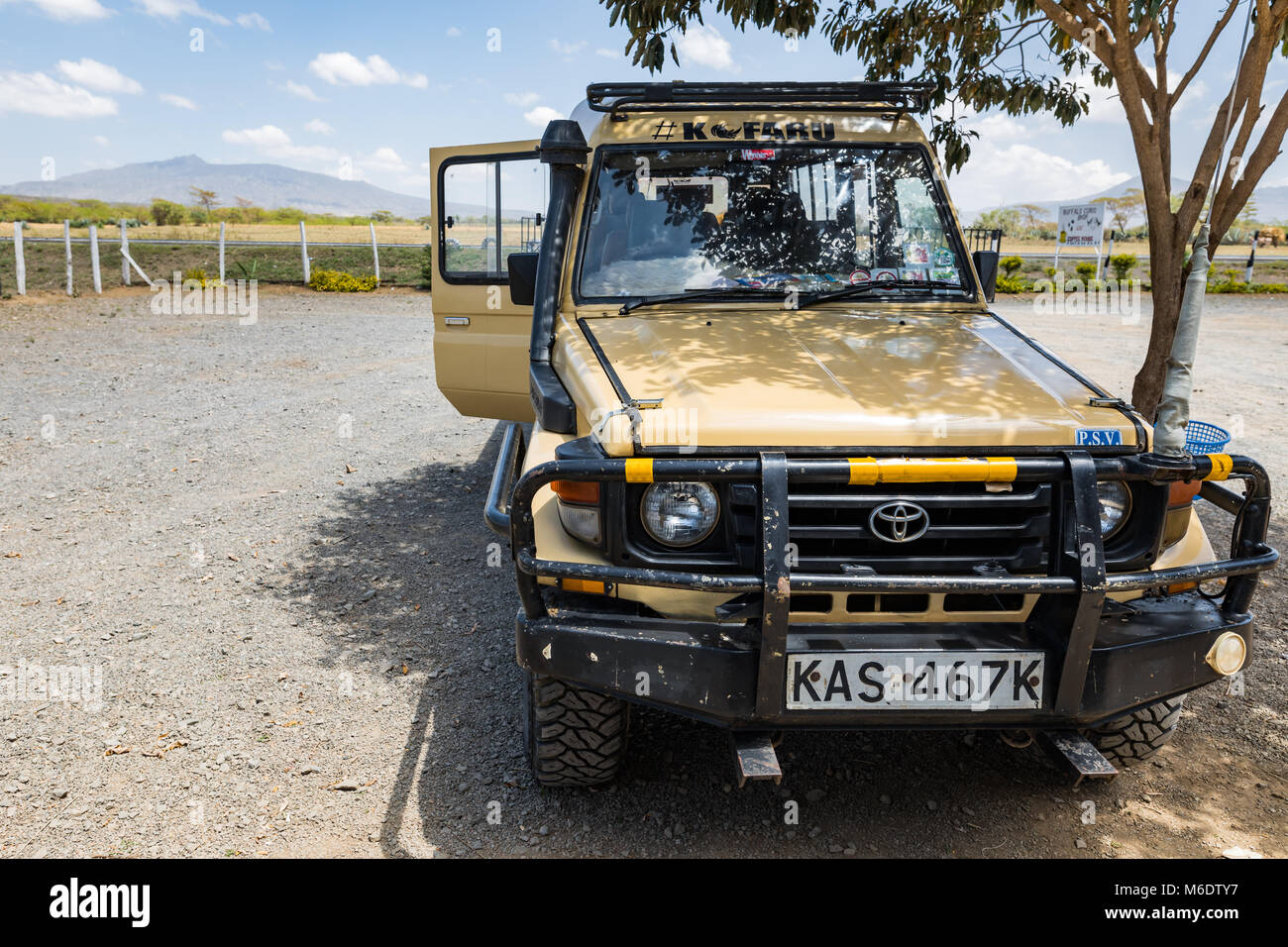 Old Tata Truck Stockfotos & Old Tata Truck Bilder - Alamy