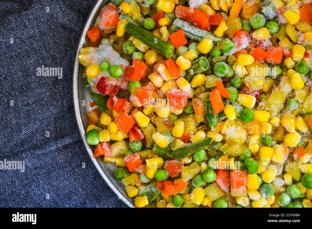 Mezcla De Verduras Congeladas En Un Plato Almacenamiento De Verduras