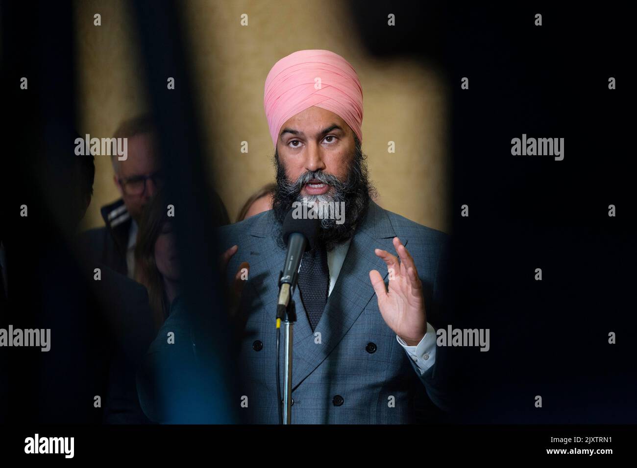 El Nuevo L Der Del Partido Dem Crata Jagmeet Singh Habla Con Los