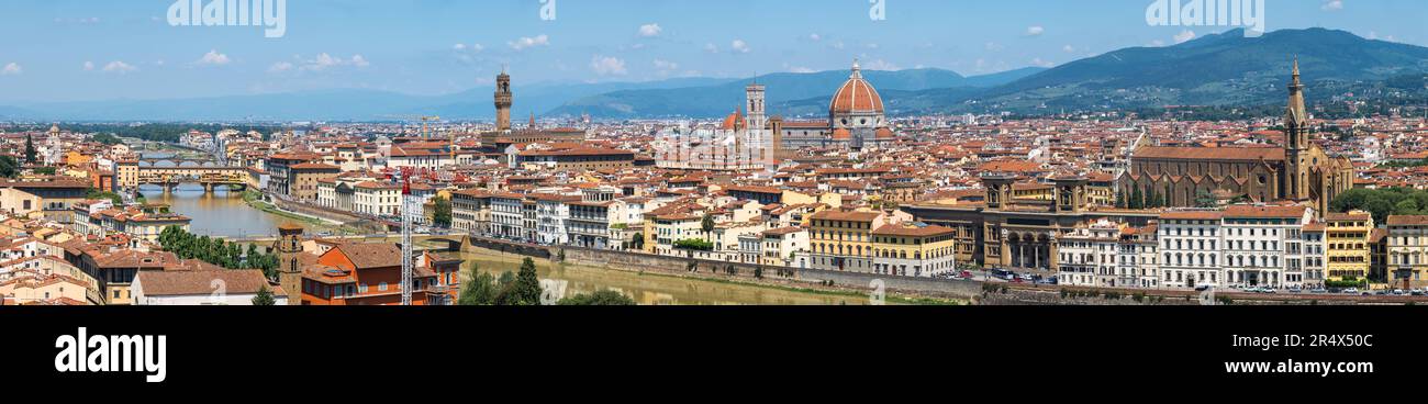 Florencia Con Santa Maria Del Fiore Con La Enorme C Pula De