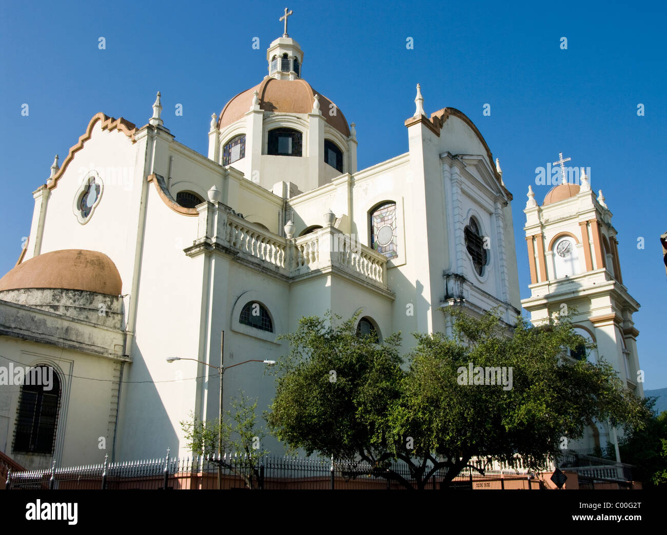 Honduras San Pedro Sula Catedral De San Pedro Fotograf A De Stock Alamy