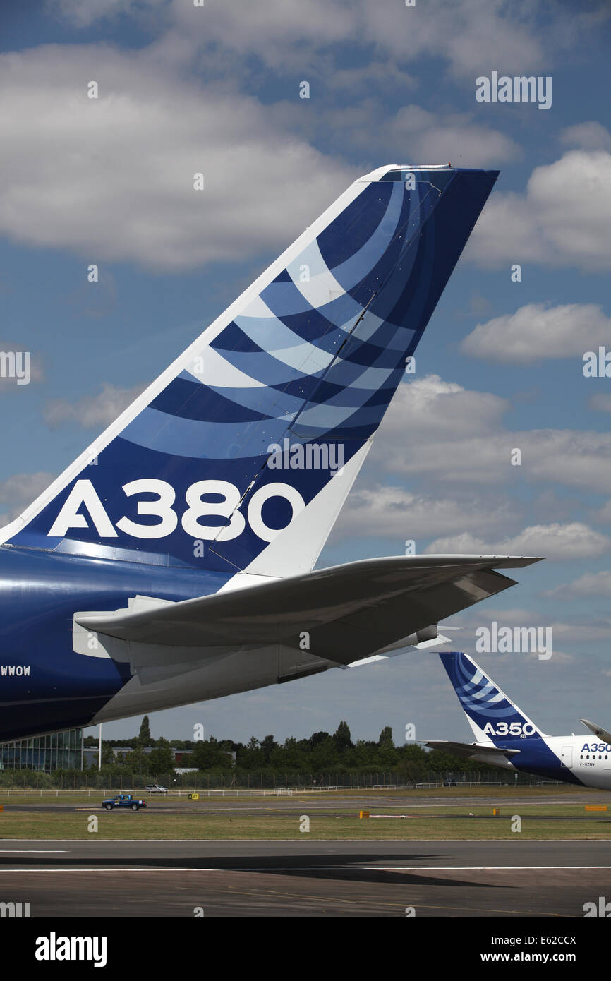 Airbus A En El Sal N Aeron Utico De Farnborough Fotograf A De