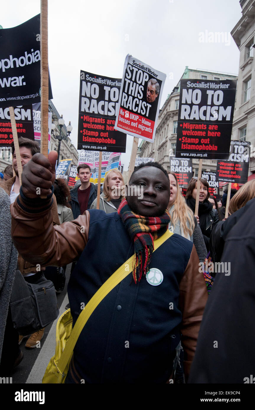 Miles De Marzo A Trav S De Londres El D A Contra El Racismo De La Onu