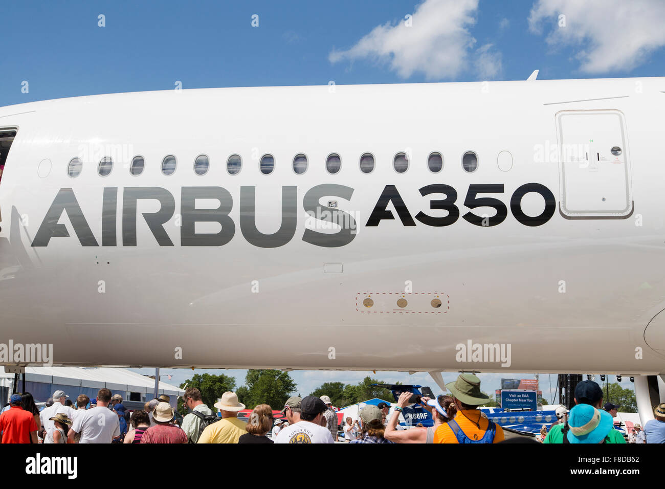 El Airbus A350 es un avión de pruebas de dos aviones de motor está