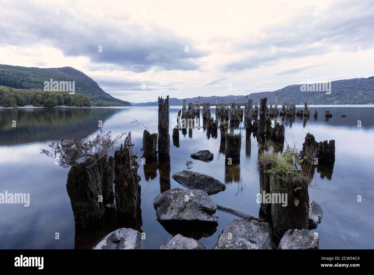 Vue Panoramique Sur Le C L Bre Lac Loch Ness O La Mythologie Dit Que