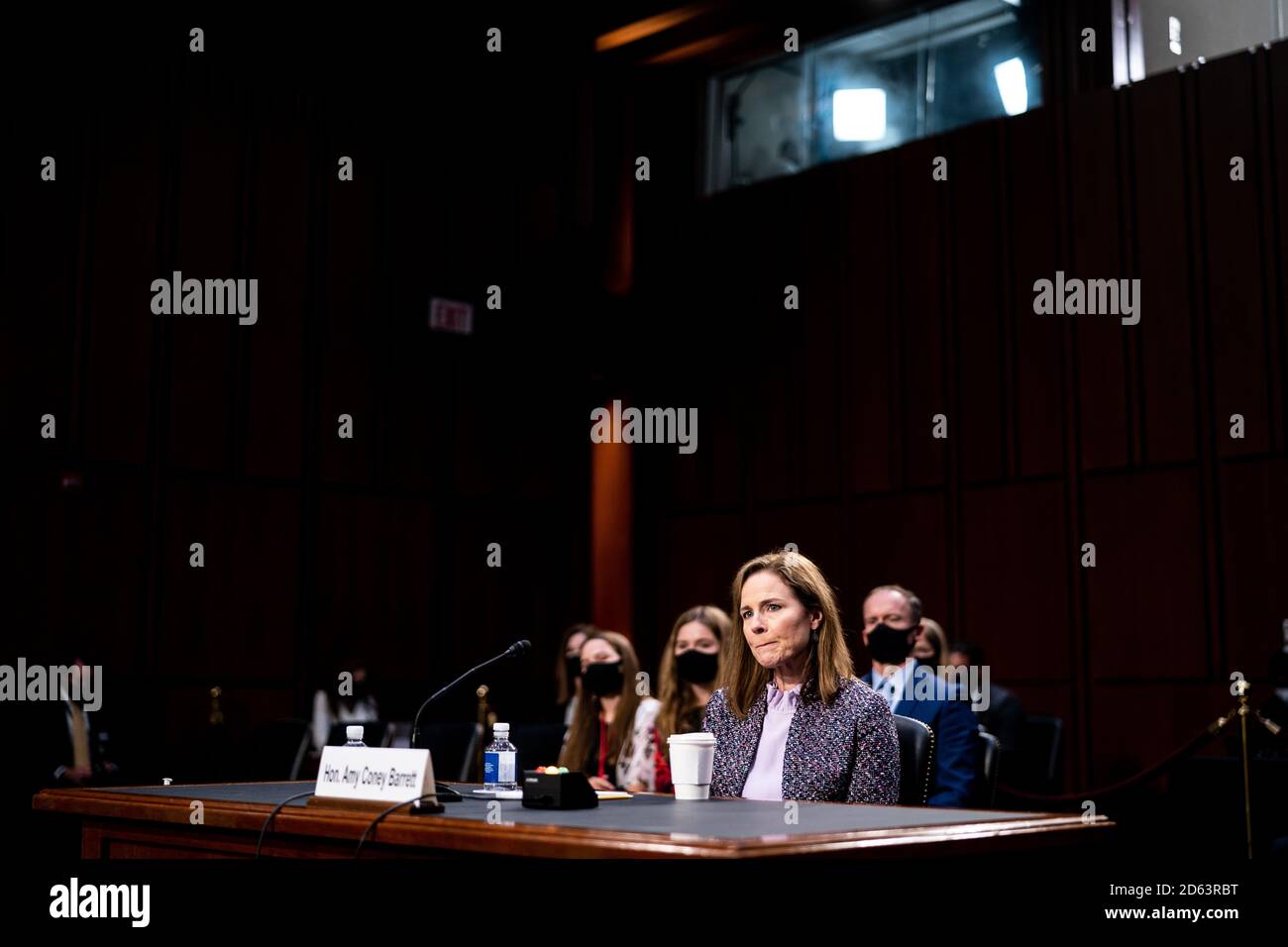 La juge Amy Coney Barrett parle le troisième jour de son audience de