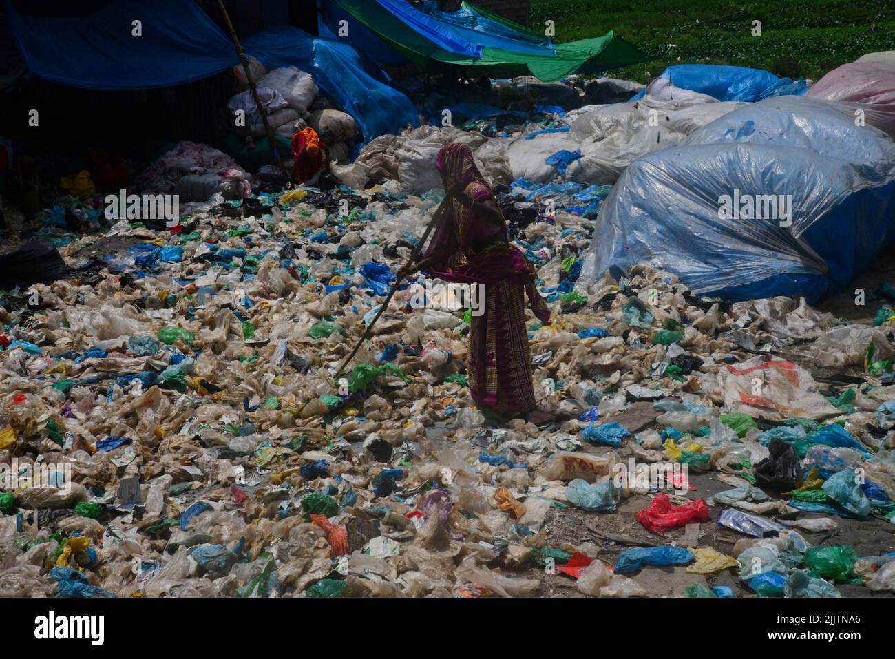 Le Recyclage Des Bouteilles En Plastique Est Devenu Une Activit En