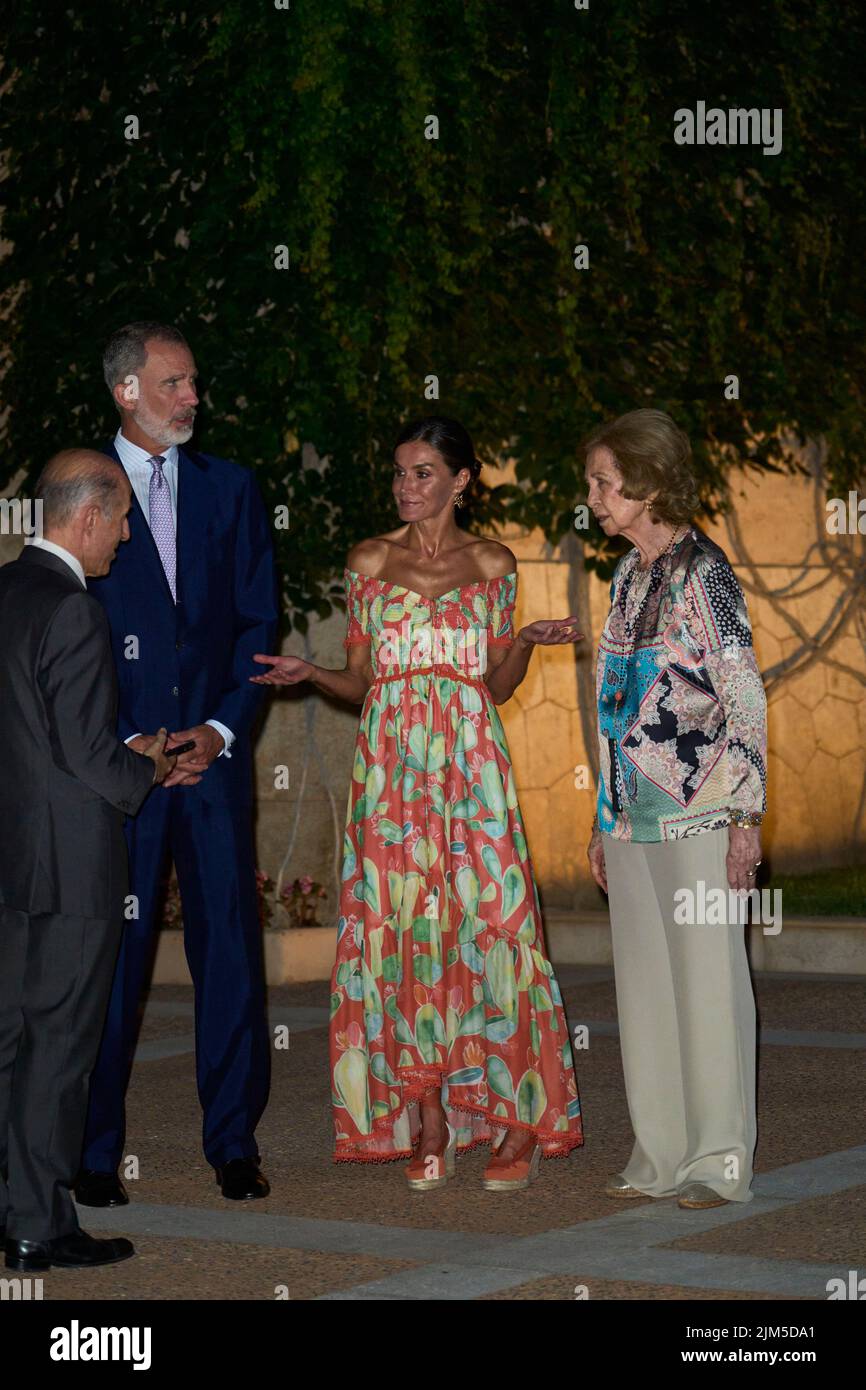 Palma Espagne Le Roi Felipe Vi D Espagne La Reine Letizia