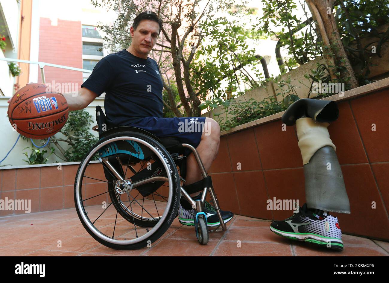 Prosthetic leg basketball Banque de photographies et dimages à haute