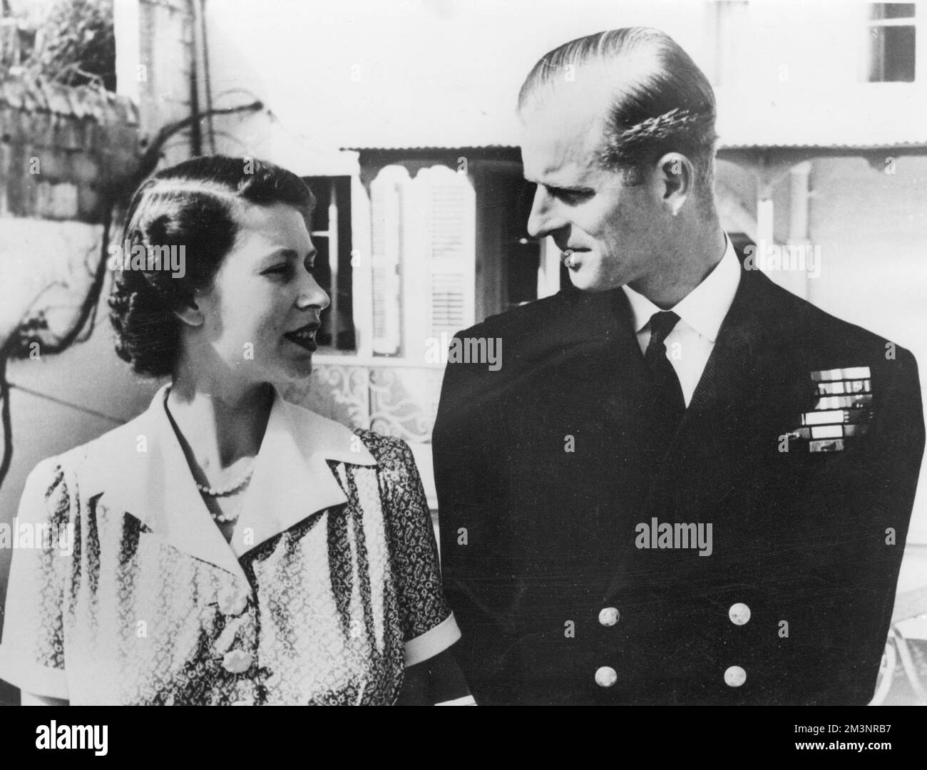 La princesse Elizabeth reine Elizabeth II photographiée avec son mari