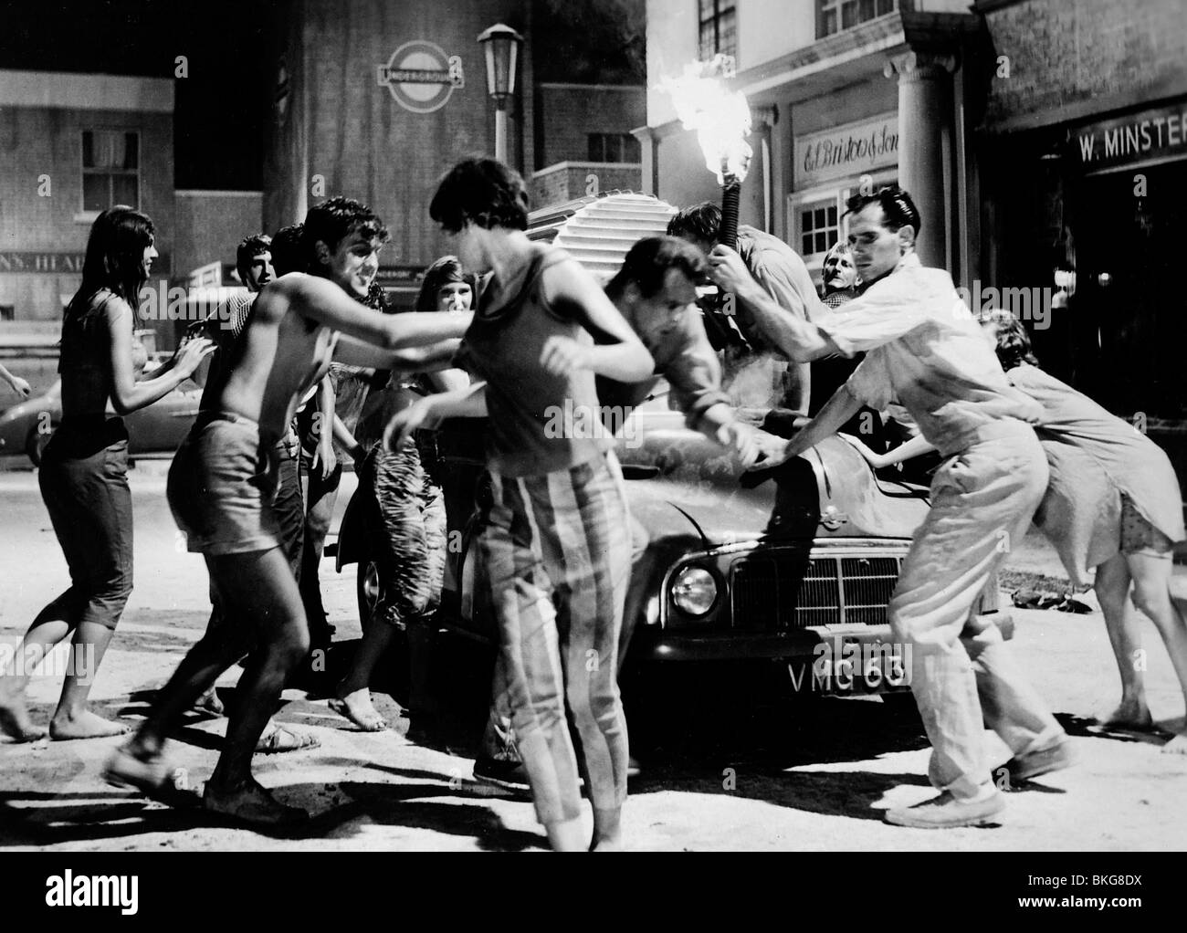 Feu de terre Banque de photographies et dimages à haute résolution Alamy