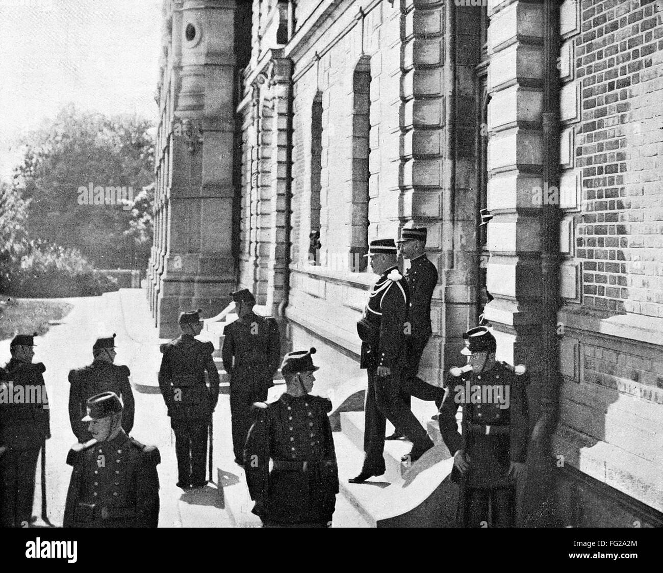 Affaire Dreyfus 1899 NCaptain Alfred Dreyfus quitter le lycée à