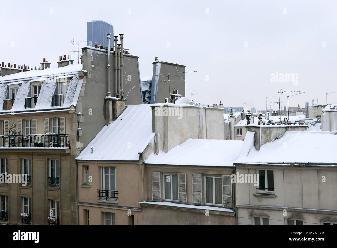 Toits De Paris Sous La Neige Banque De Photographies Et Dimages