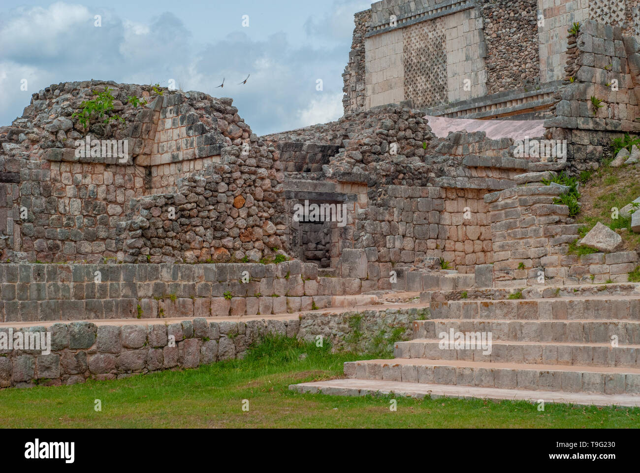 Ruinas Del Templo Piramide Arqueologico Banque De Photographies Et D