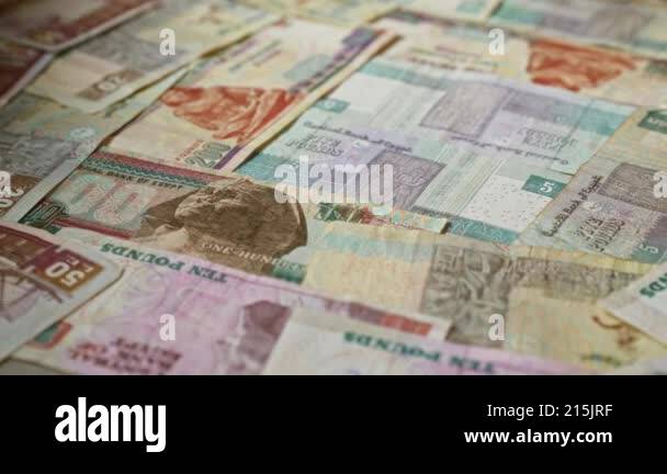 egyptian-banknotes-of-different-denomina