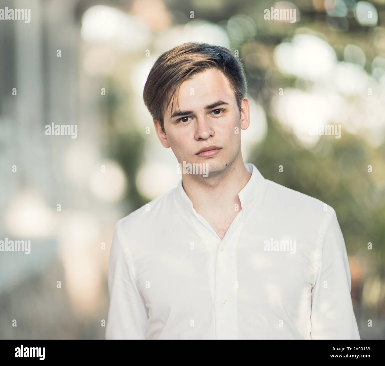 Outdoor portrait of a handsome young man Stock Photo - Alamy