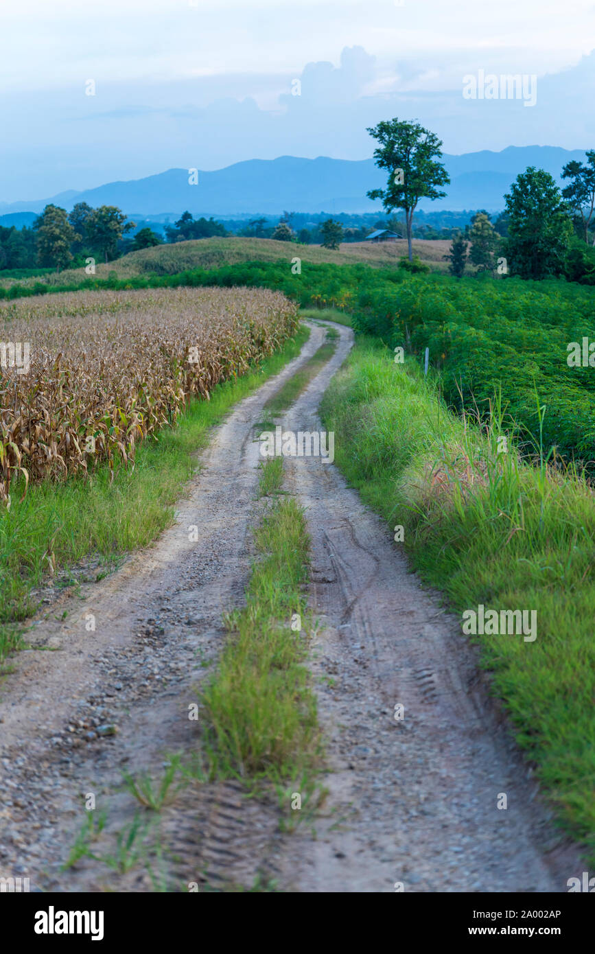 Farm Ridges Hd Blue ridge farmer hi-res stock photography and images - Alamy