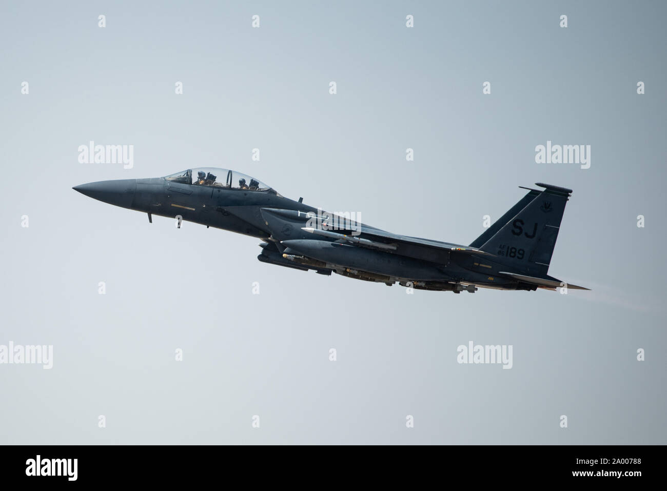 An F-15E Strike Eagle, assigned to the 336th Expeditionary Fighter Squadron, takes off for Agile Strike Sept. 18, 2019, at Al Dhafra Air Base, United Arab Emirates. The 336th EFS sent two aircraft and personnel to operate missions out of Prince Sultan Air Base, Saudi Arabia to challenge their flexibility at expanding tactical and strategic reach while strengthening coalition and regional partnerships in the Air Forces Central Command area of responsibility through adaptive basing. (U.S. Air Force photo by Staff Sgt. Chris Thornbury) Stock Photo