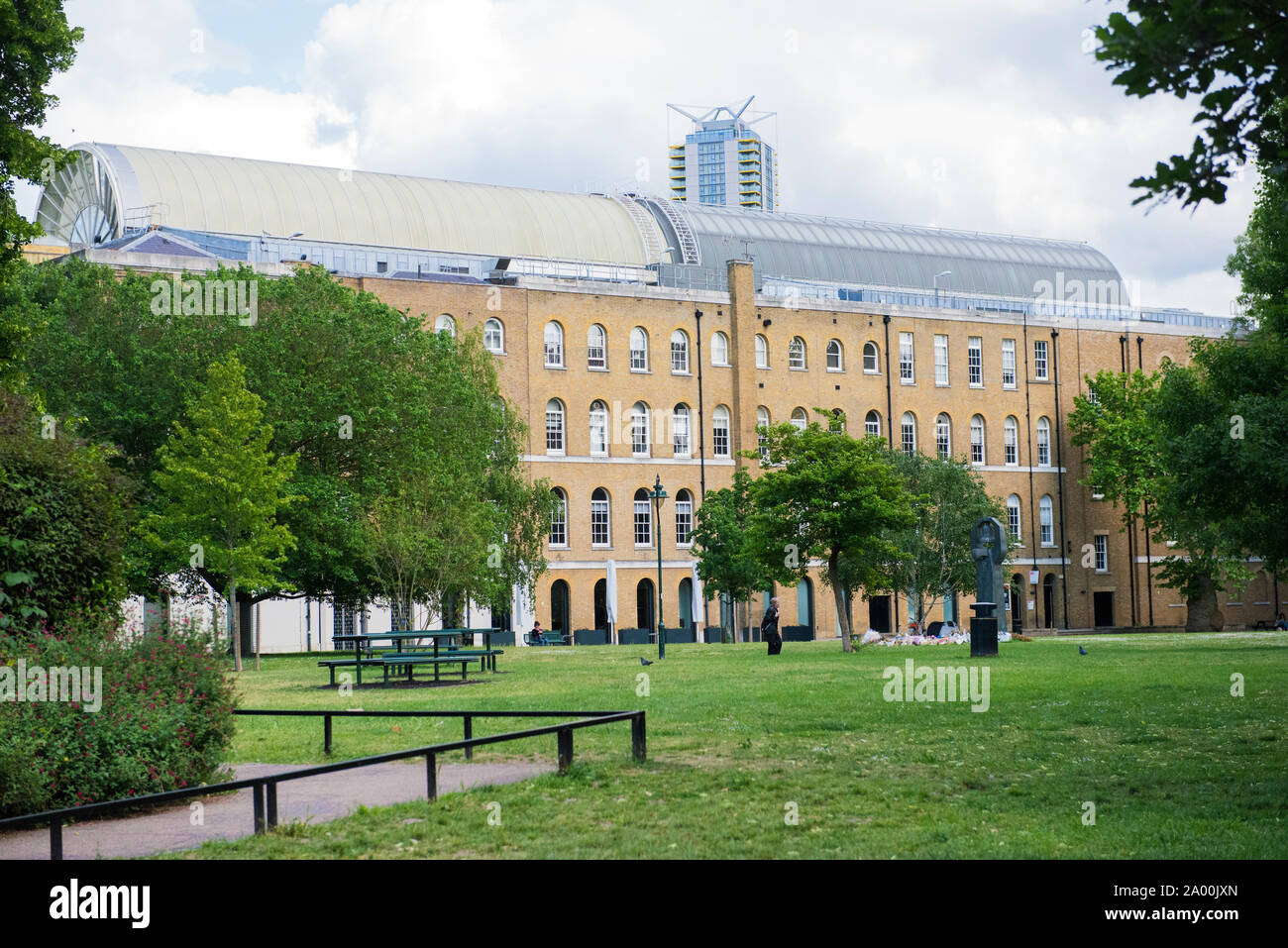 Imperial War Museum, London, England. Side view. Green park land. West view of the former Bedlam Hospital for the Insane. All British conflicts 1914+. Stock Photo