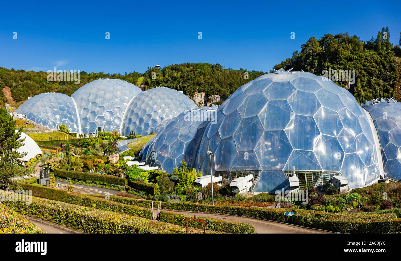 Eden Project Tropical Dome Hi res Stock Photography And Images Alamy