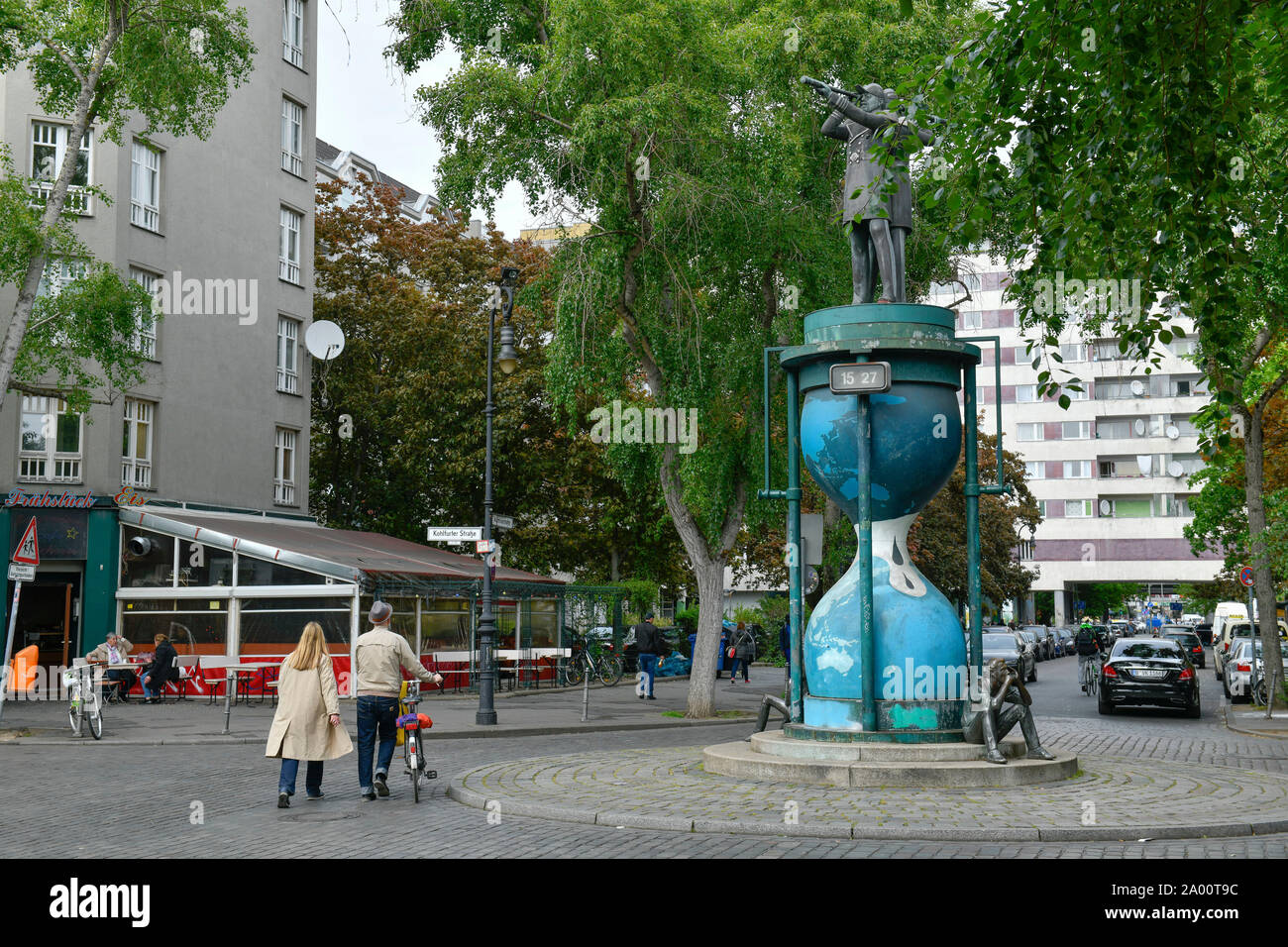 Denkmal Doppelter Admiral, Admiralstrasse, Kreuzberg, Berlin, Deutschland Stock Photo