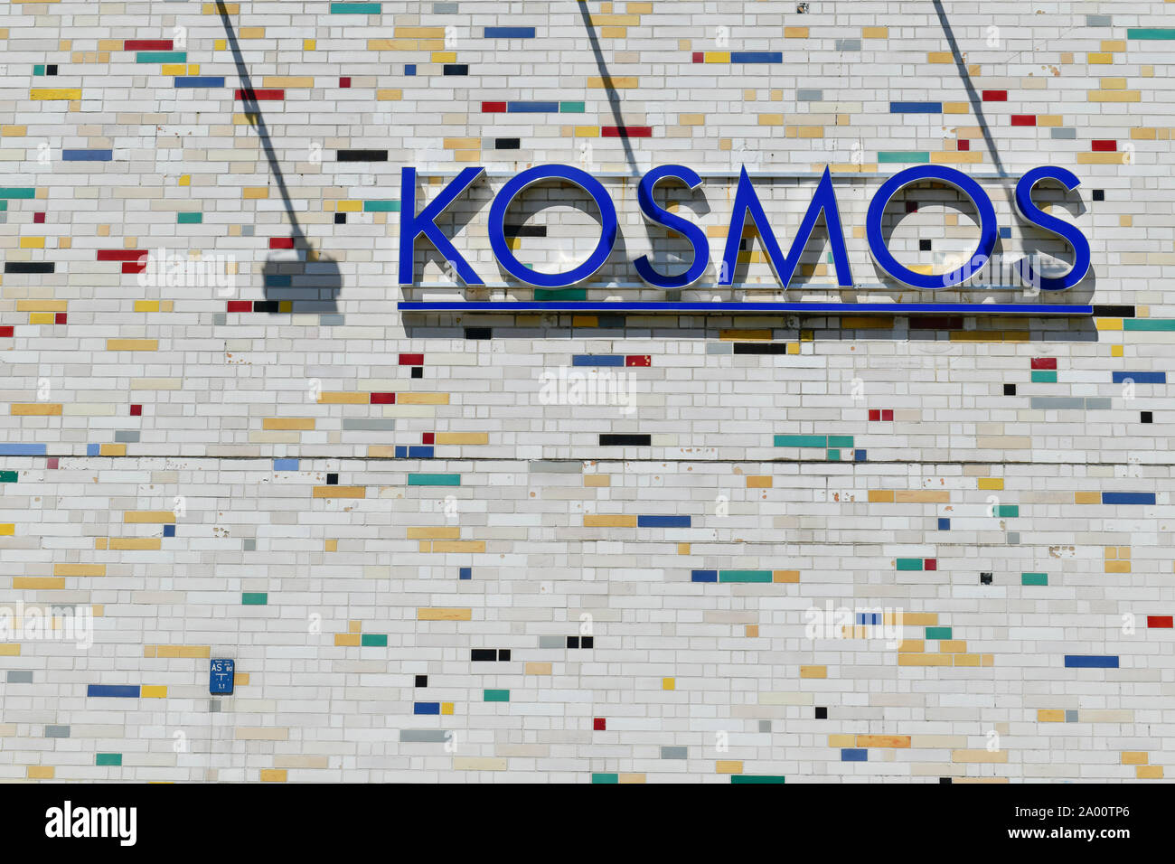 Kosmos Kino, Frankfurter Allee, Friedrichshain, Berlin, Deutschland Stock Photo