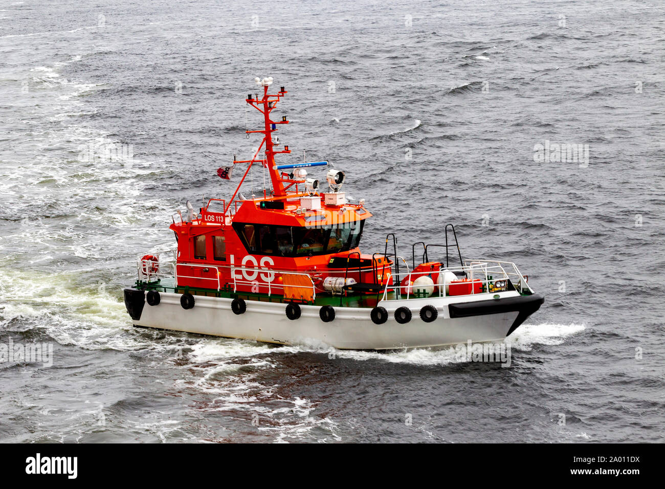 Maritime pilot boat hi-res stock photography and images - Alamy