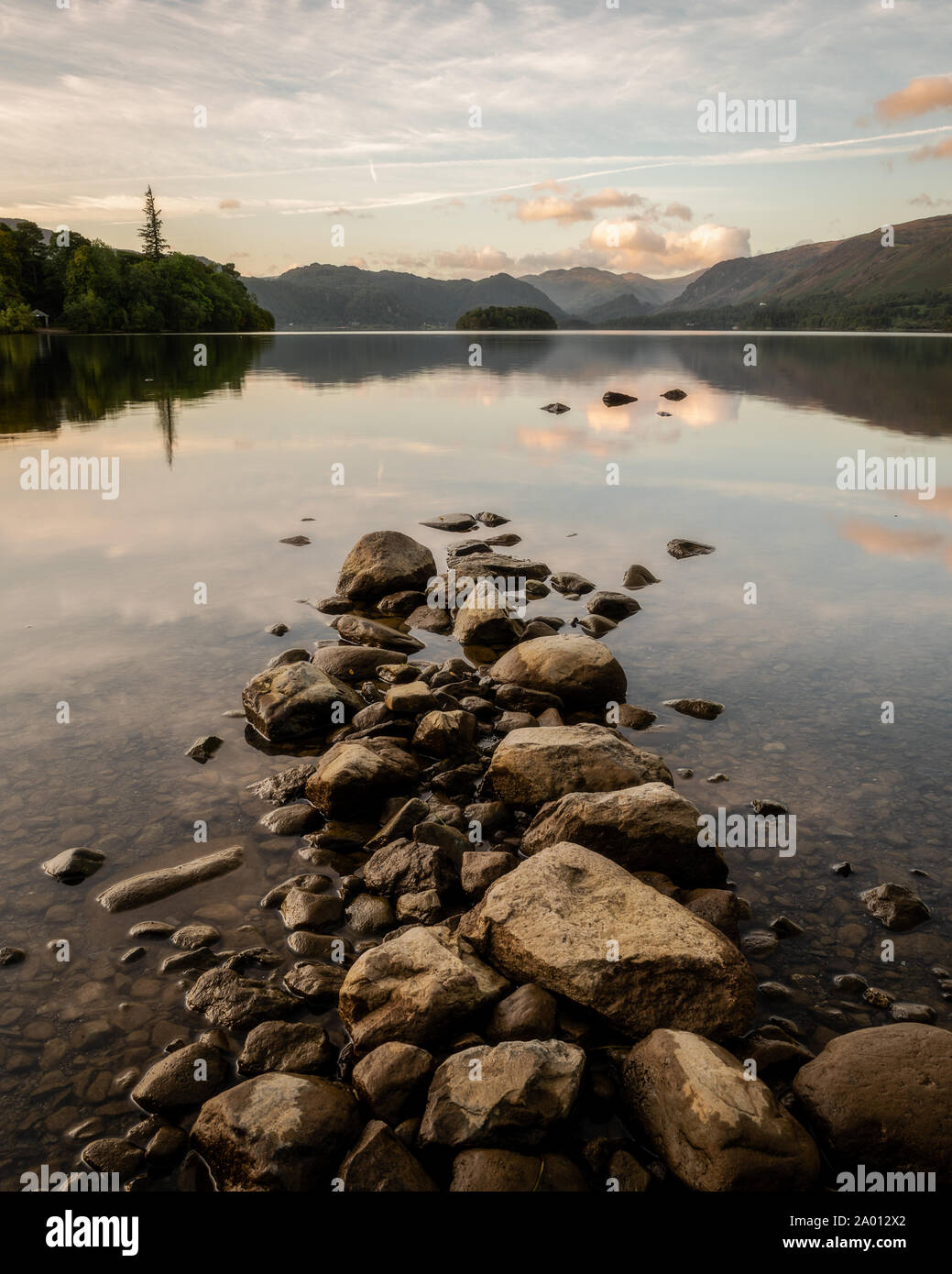 Rocks on the shores of Derwentwater, Lake District Stock Photo