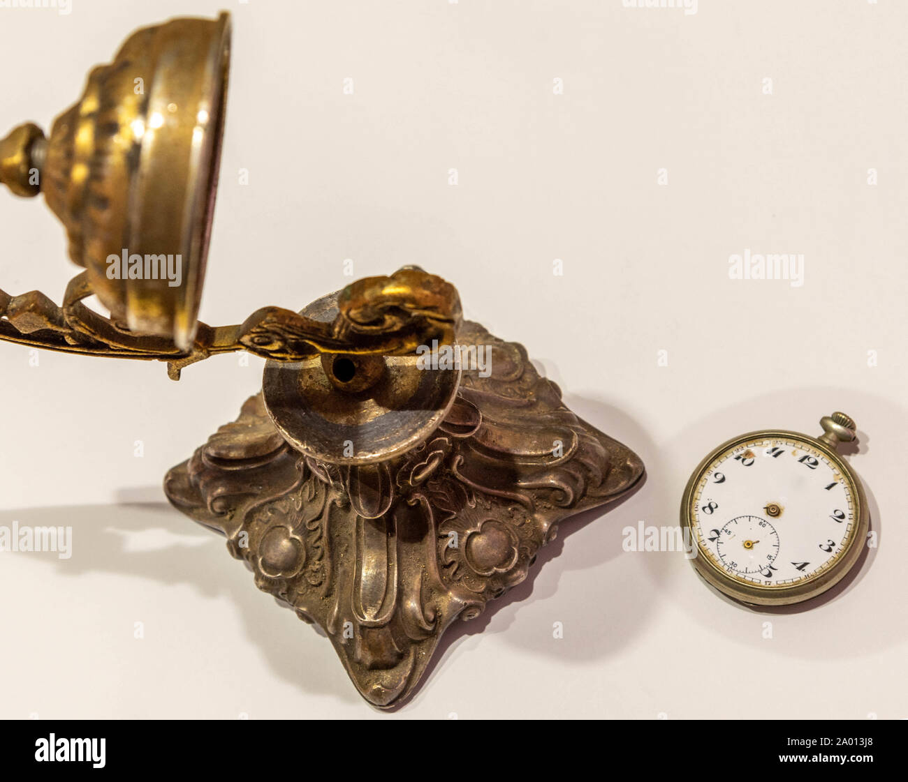 Ancient and old objects that mark a time in the Inpicio of the 20th ...