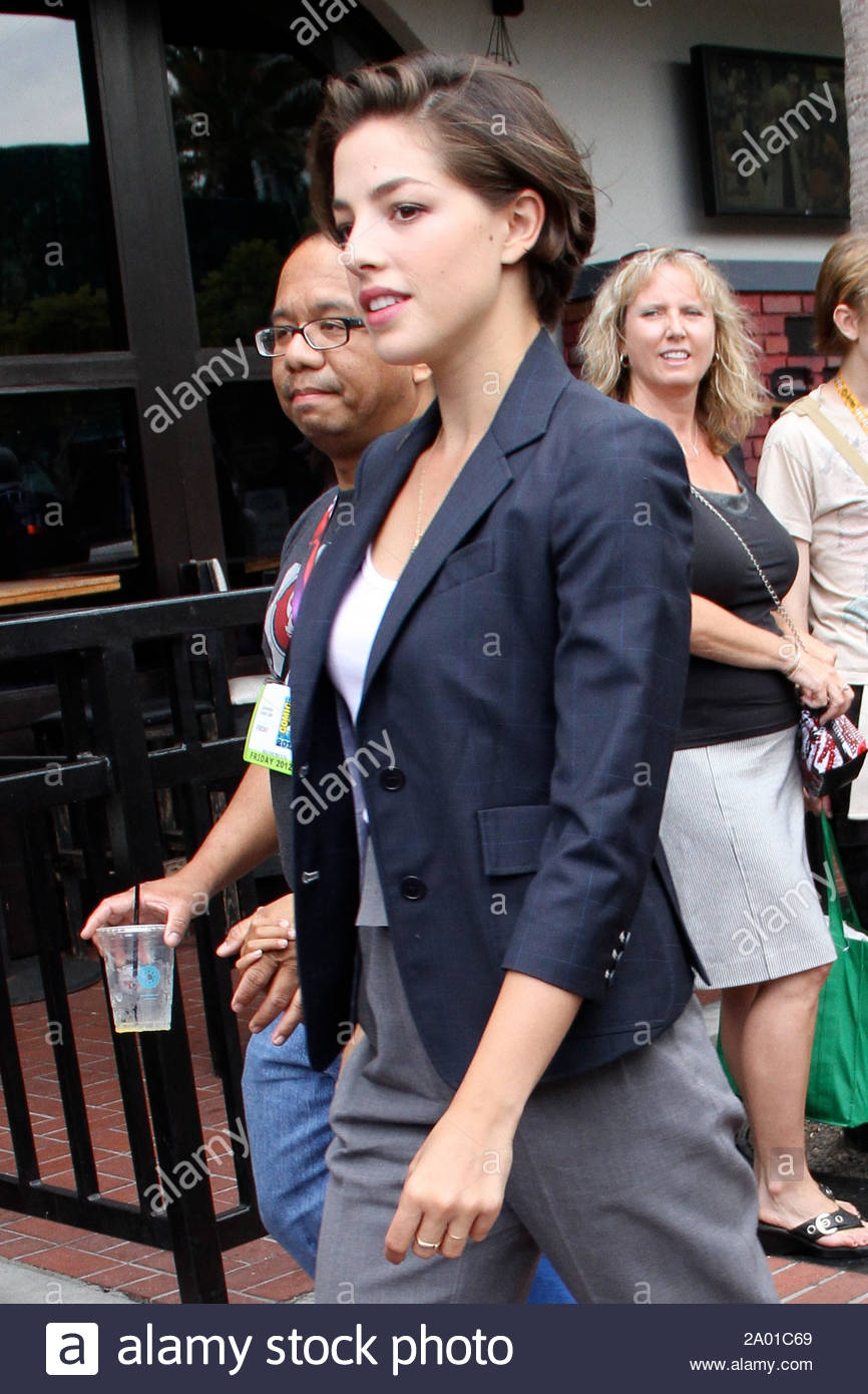San Diego Ca Actress Olivia Thirlby Makes Her Way To The Hard