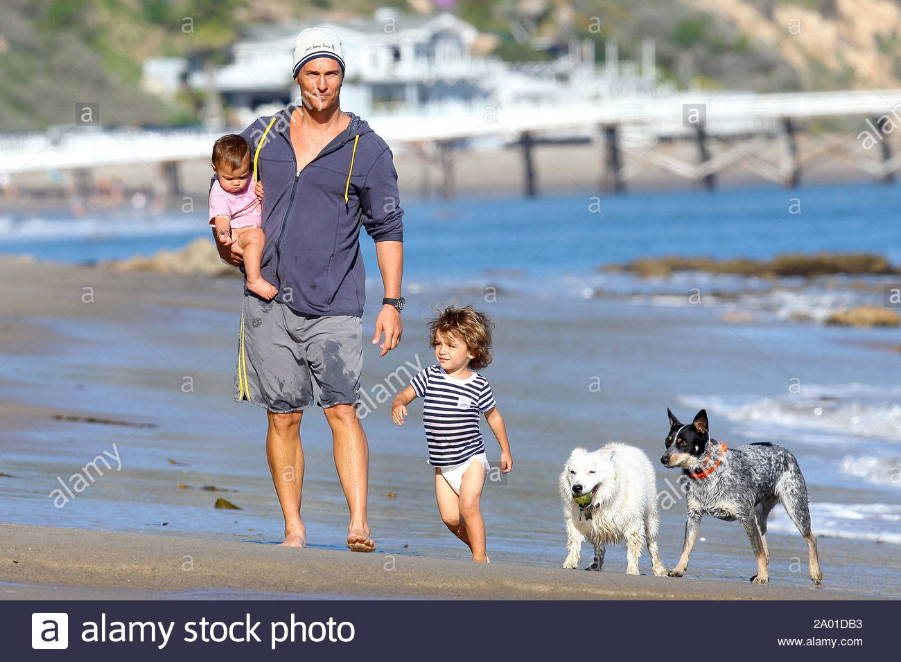 Malibu Ca Actor Matthew Mcconaughey Enjoyed A Warm Sunny Day With His Kids Levi And Vida