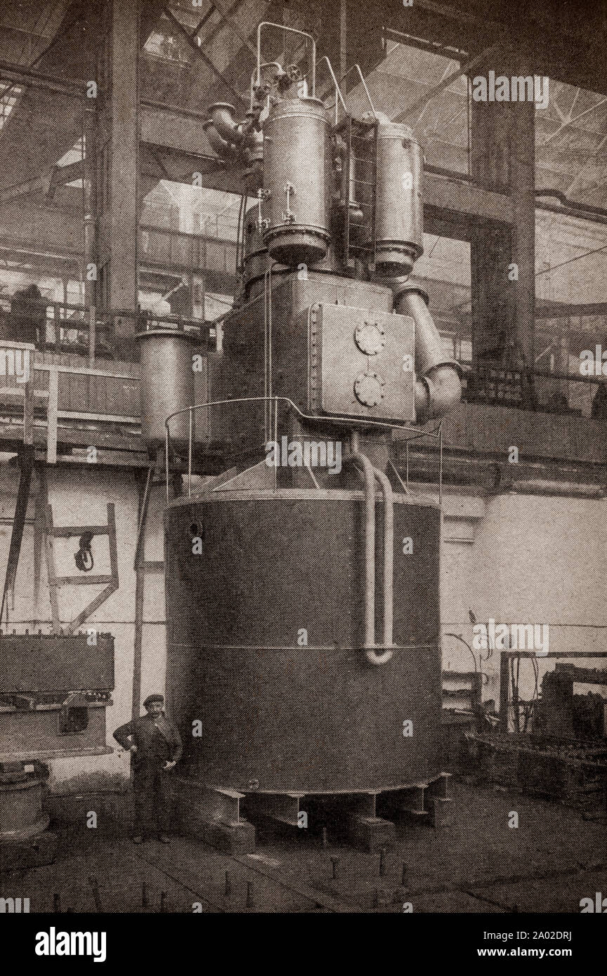 The latest engineering and technology from the 1930s: A large de-aerator designed to remove dissolved air from boiler feed water to enhance efficiency. Stock Photo
