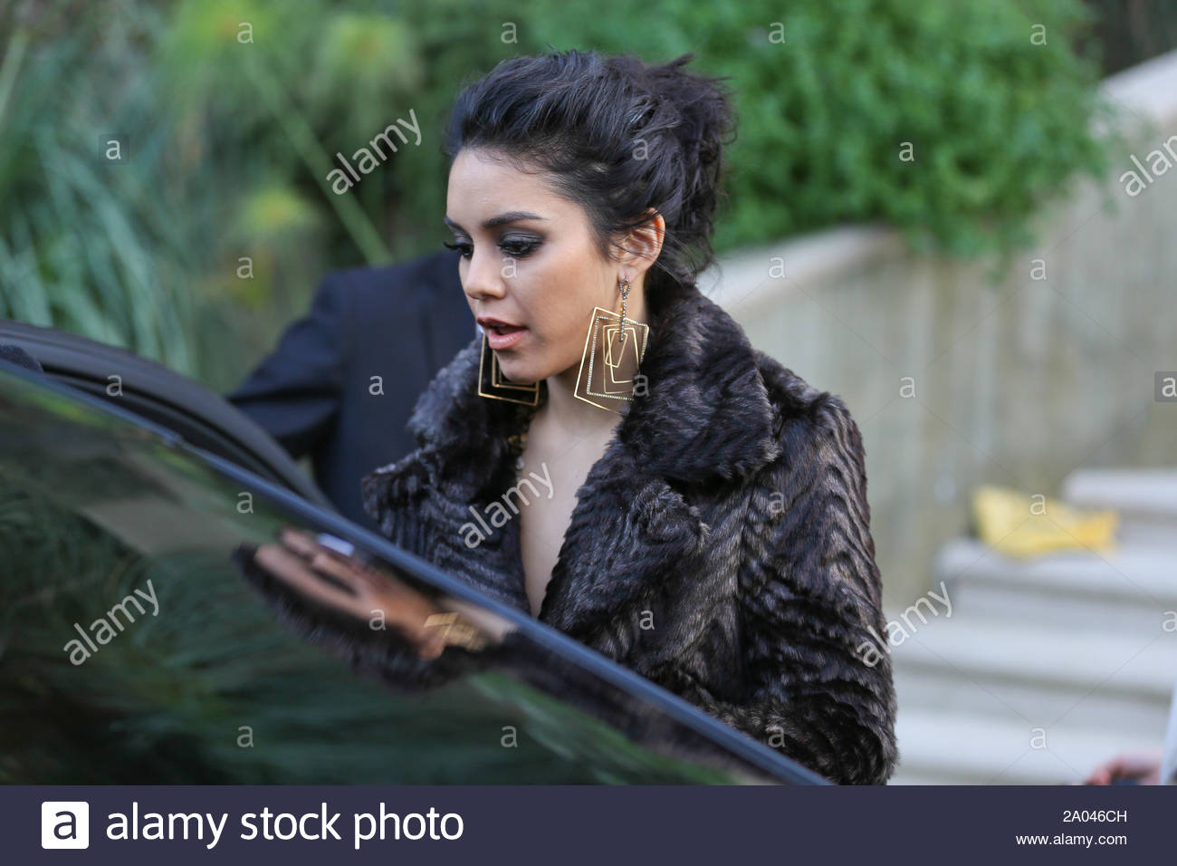 Studio City Ca Young Singer Selena Gomez And Her Friend