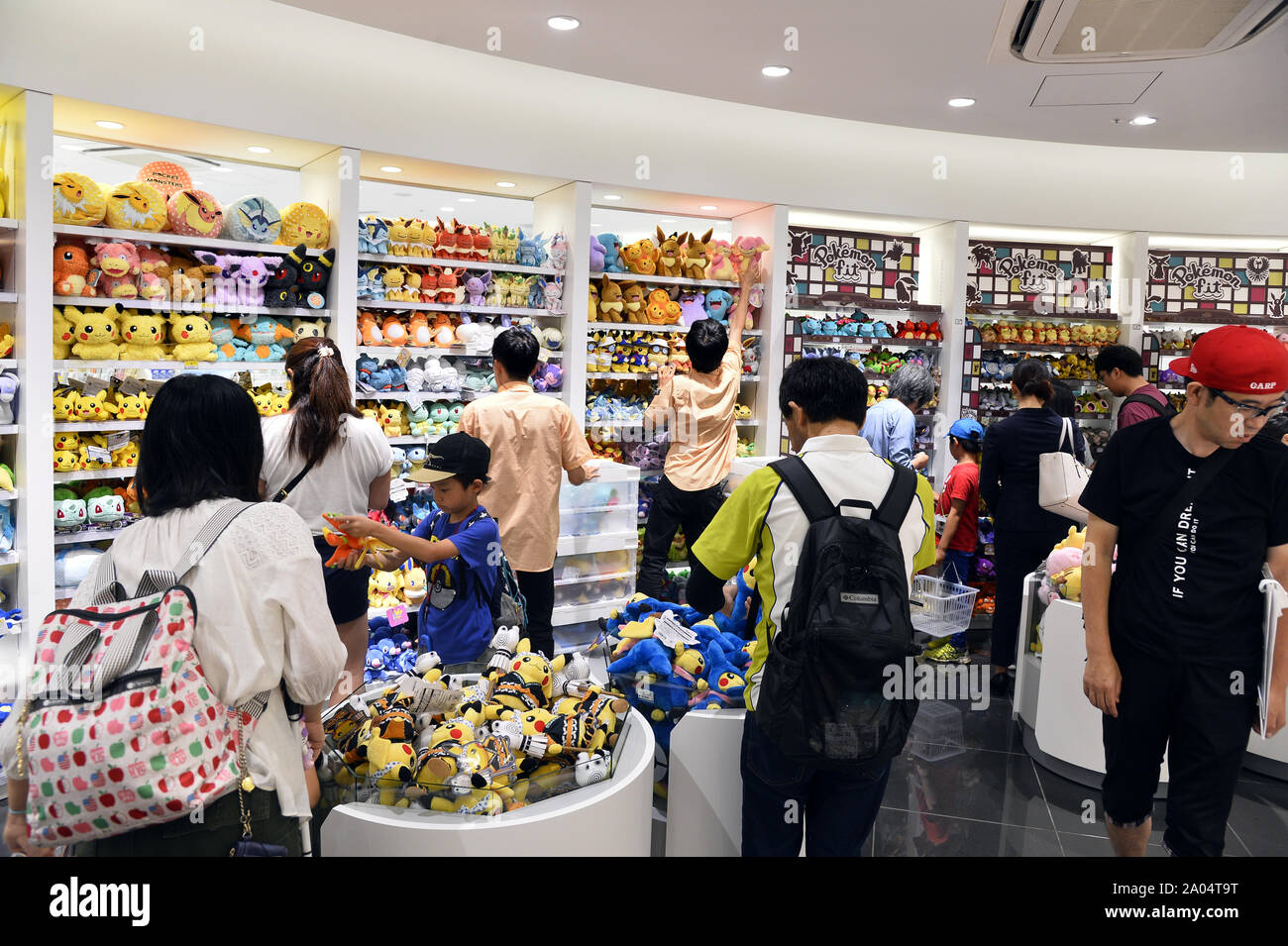 Pikachu Usando Uma Fantasia De Halloween Num Evento No Pokemon Center Dx Em  Nihonbashi Foto Editorial - Imagem de assustador, nintendo: 188120406