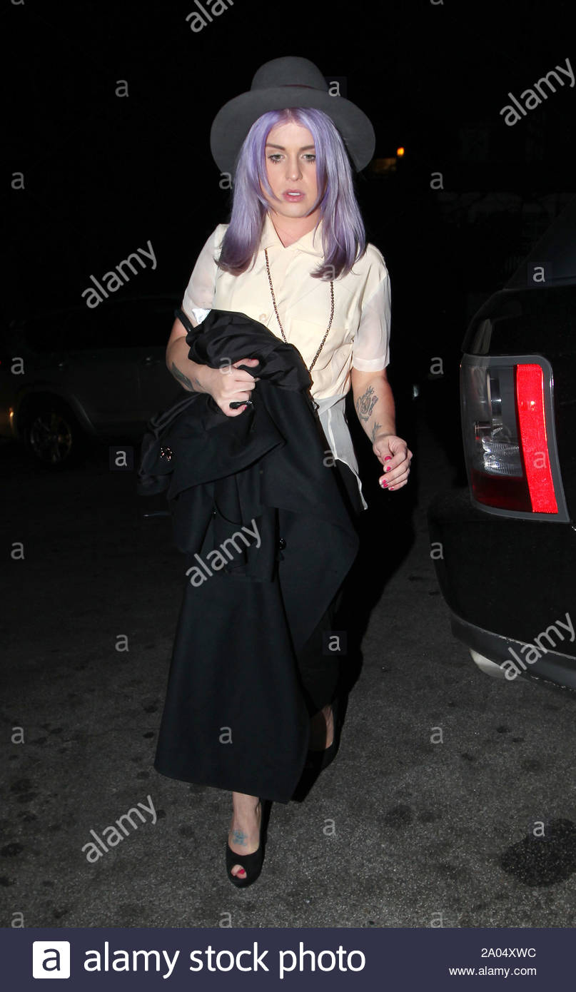 West Hollywood Ca Kelly Osbourne Rocks Purple Locks While Out