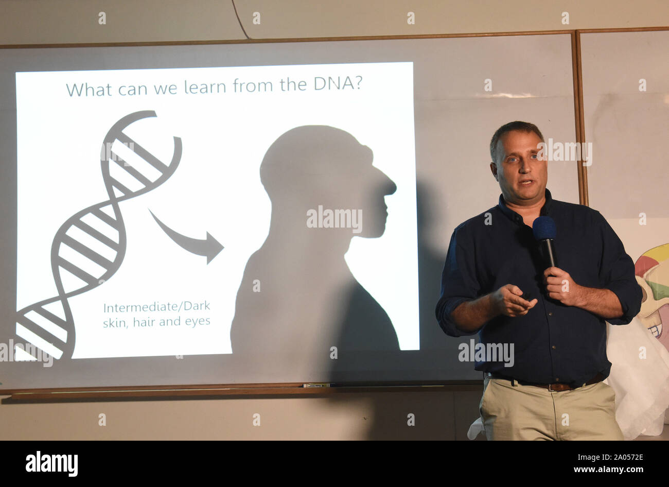 Professor Liran Carmel, a researcher at the Hebrew University of ...