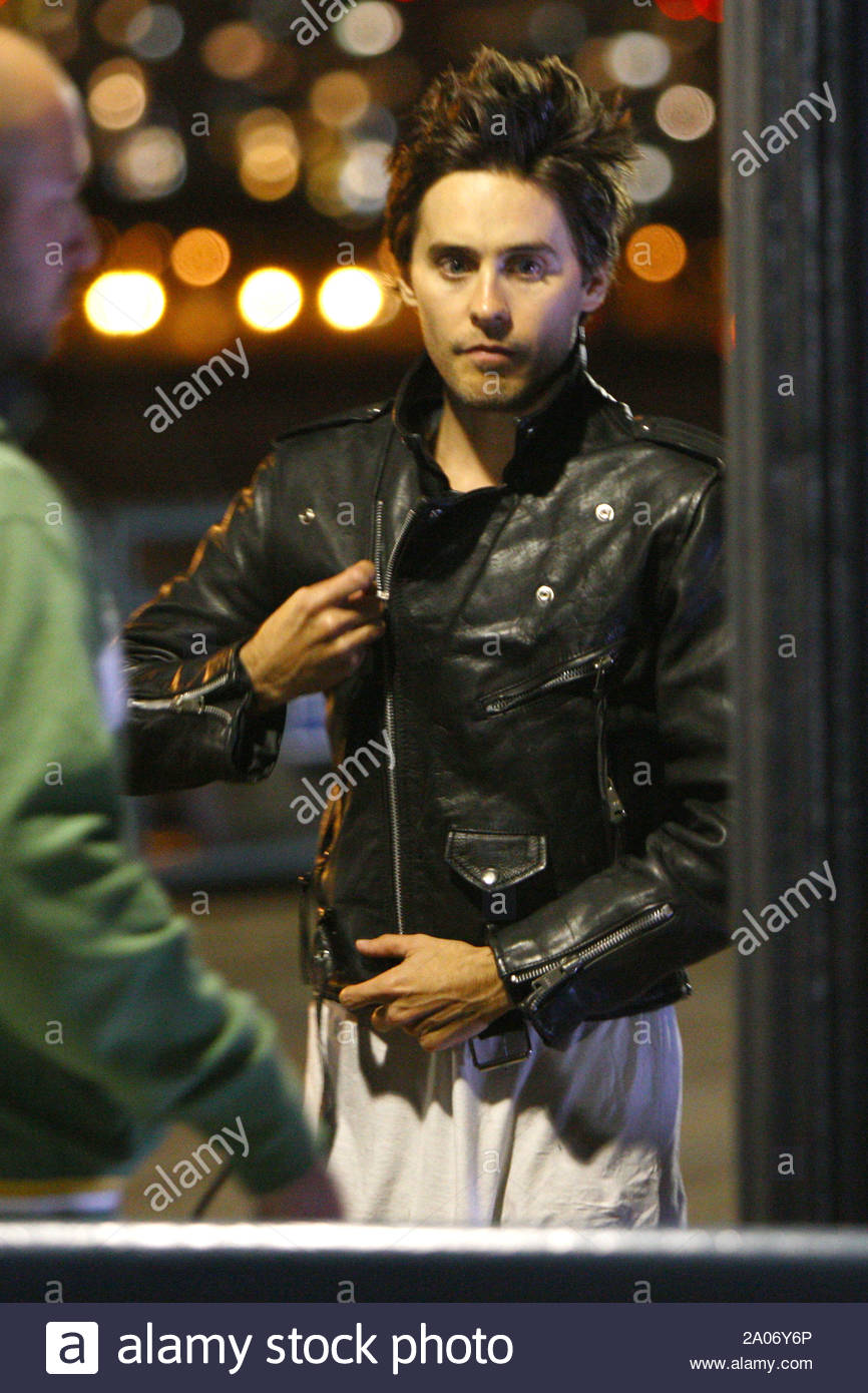 Santa Monica Ca 30 Seconds To Mars Singer Jared Leto Gets Hands