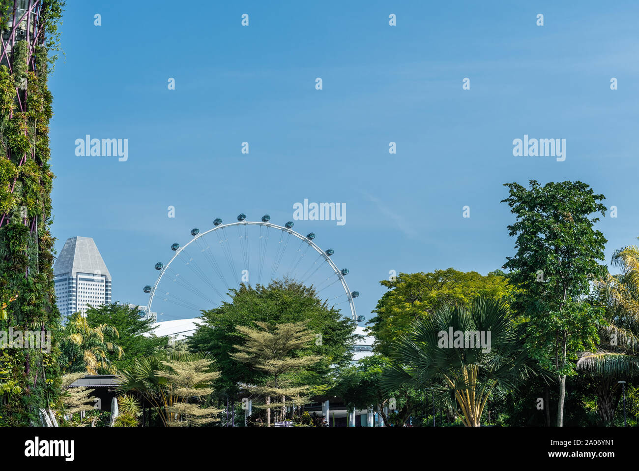 View singapore flyer gardens hi-res stock photography and images - Alamy