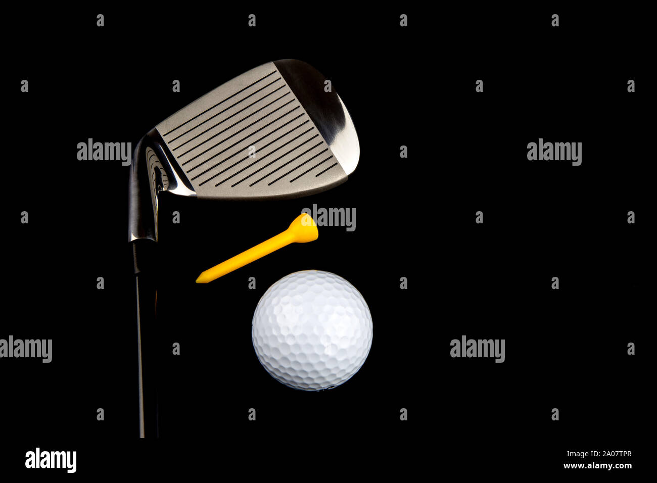 Golf tee peg hires stock photography and images Alamy