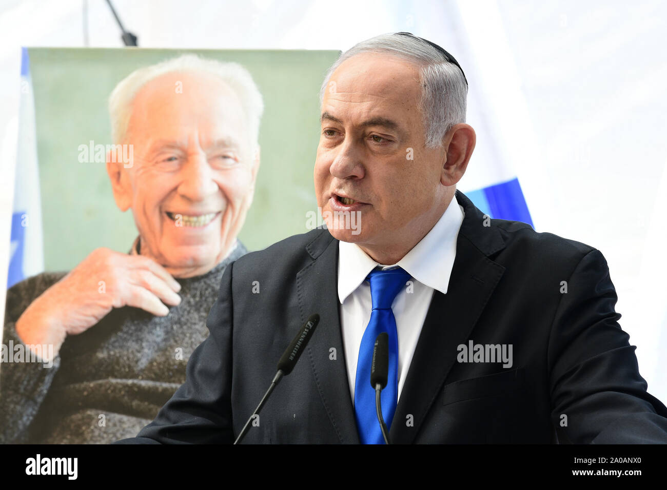 (190919) -- JERUSALEM, Sept. 19, 2019 (Xinhua) -- Israeli Prime Minister Benjamin Netanyahu speaks during a memorial service for late Israeli president Shimon Peres in Jerusalem, on Sept. 19, 2019. (JINI via Xinhua) Stock Photo