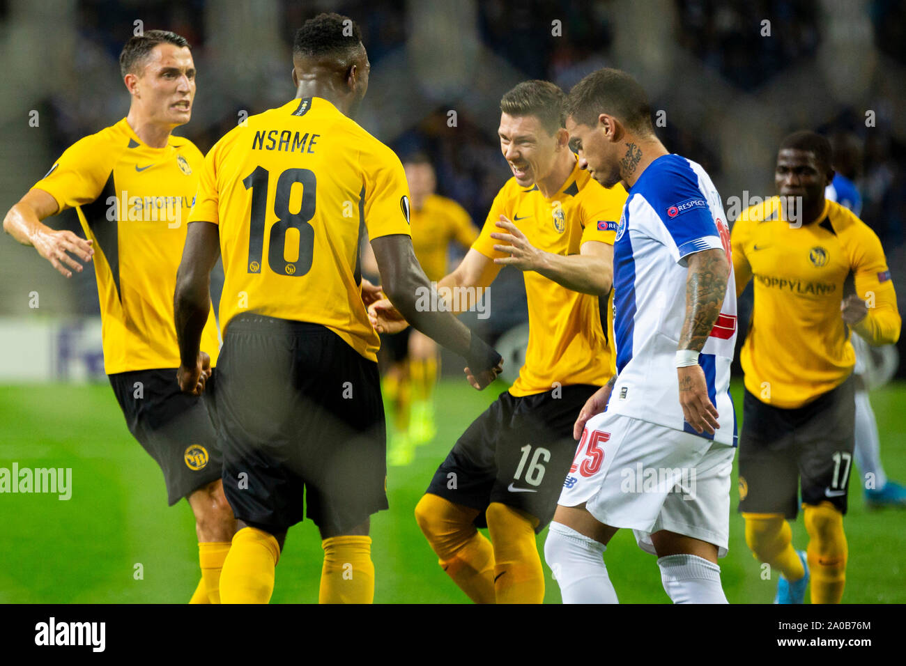 Fc porto team hi-res stock photography and images - Alamy