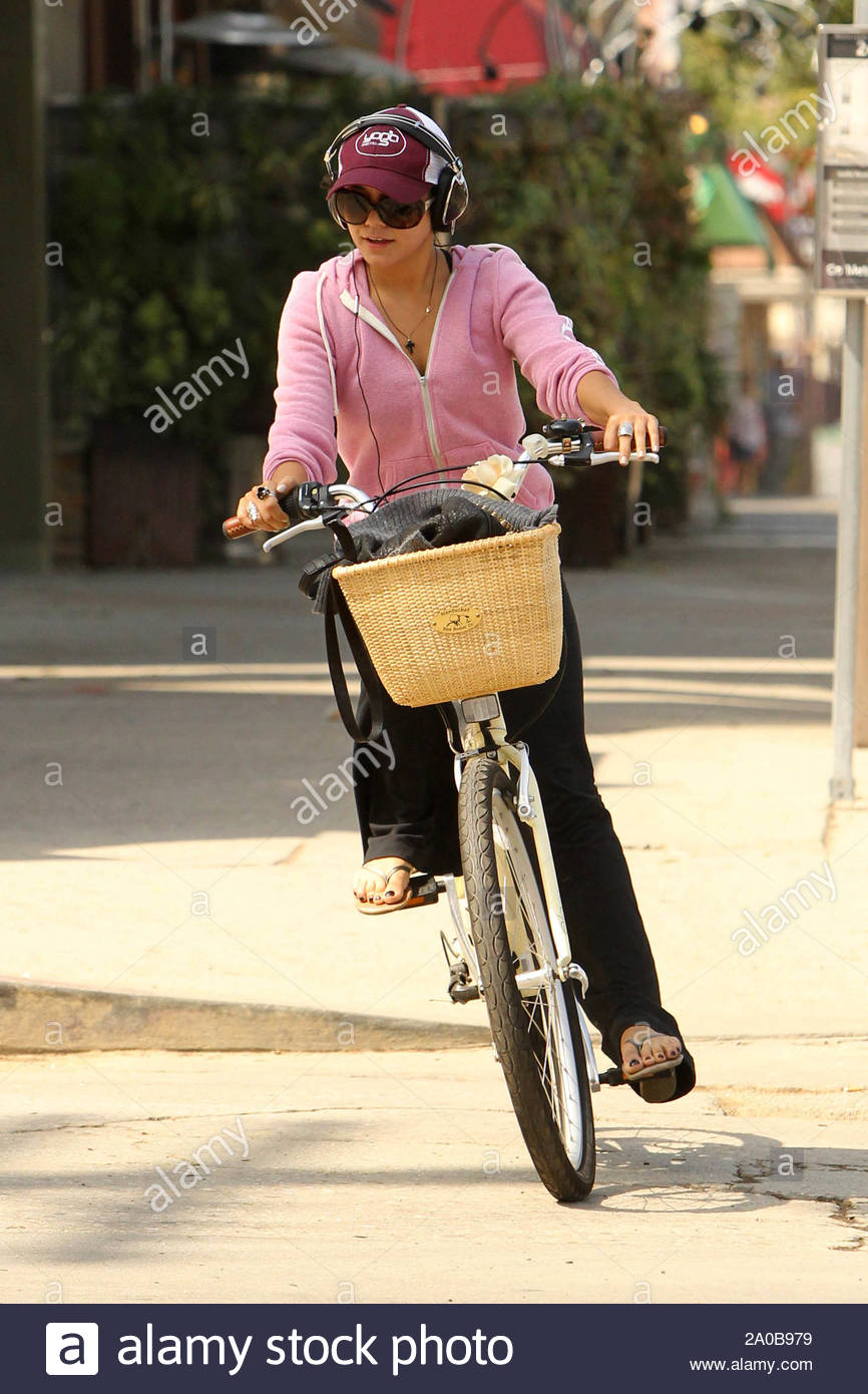 beach cruiser bike helmets