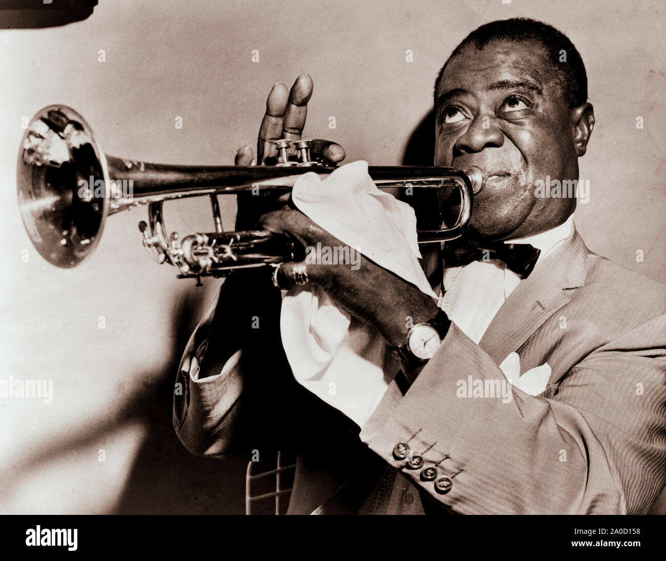 Jazz trumpeter Louis Armstrong performs in 1953 Stock Photo Alamy