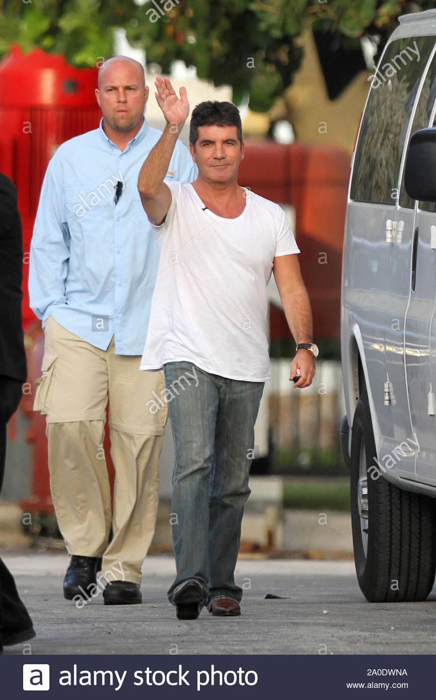 Miami Fl Simon Cowell Makes His Way To The X Factor Set For