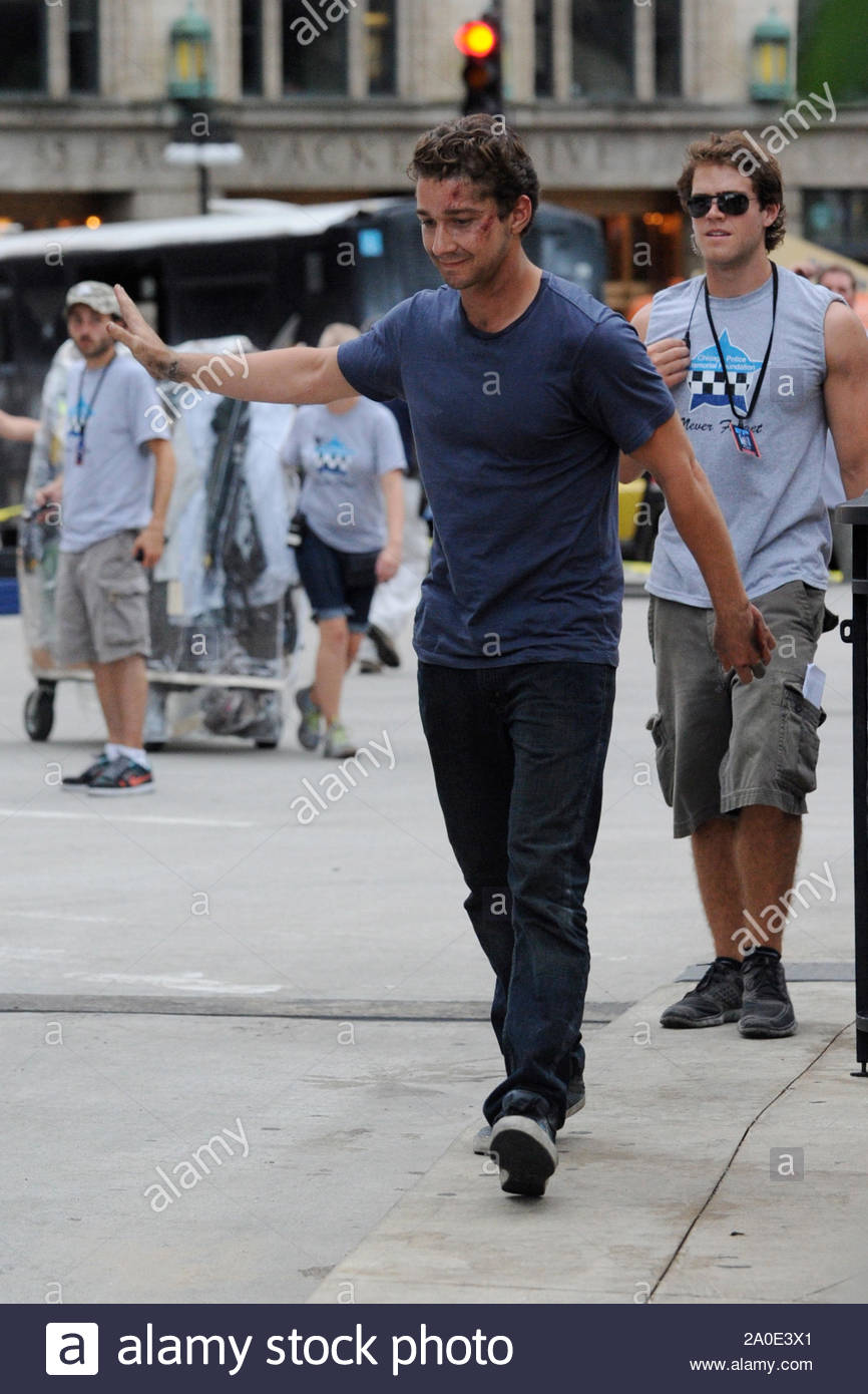 Chicago Il Shia Labeouf Attempts To Quiet The Crowd While Filming Scenes For Transformers 3 In Downtown Chicago Il Shia Was Not Happy With The Outcome Of The Second Film And
