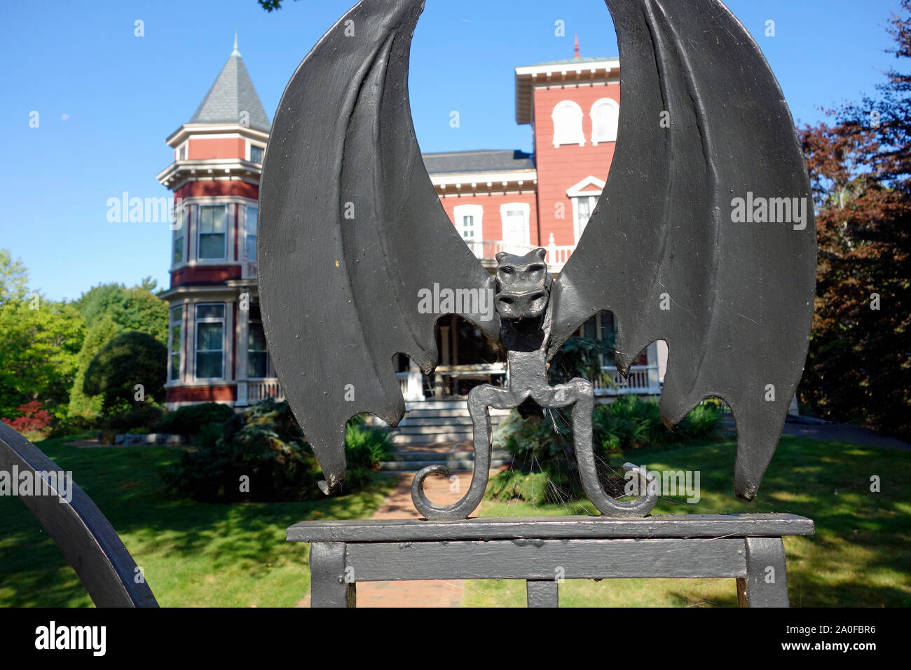 31+ Stephen King House In Bangor Pictures