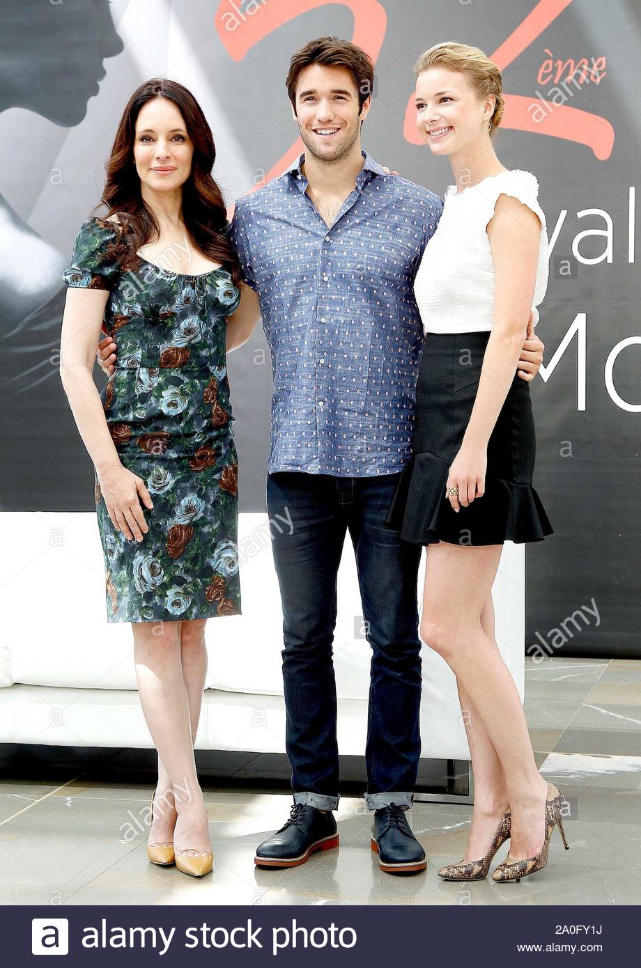 Josh bowman emily vancamp 2014-ben