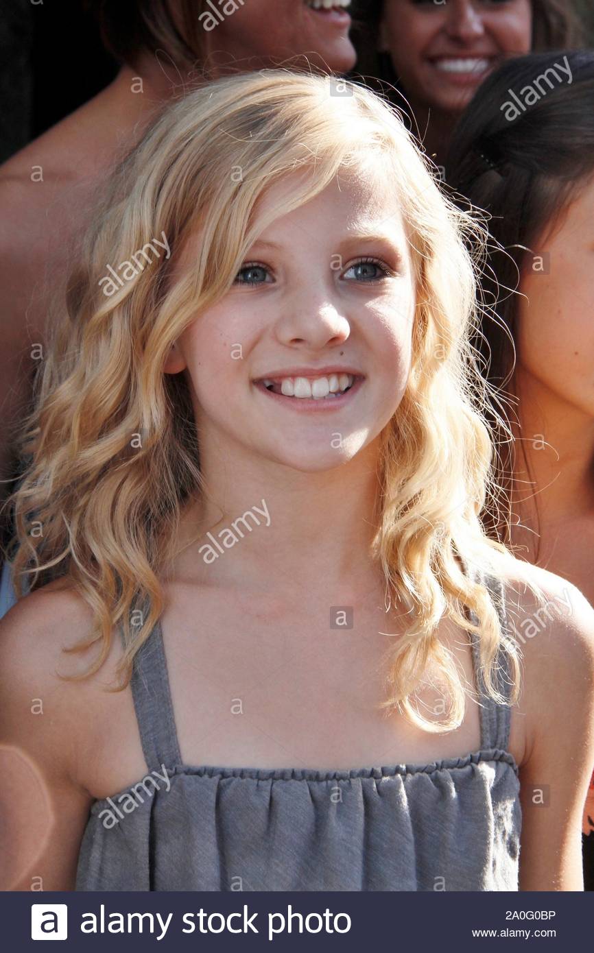Chloe Brooke Stock Photos & Chloe Brooke Stock Images - Alamy