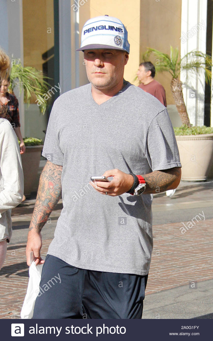 fred durst baseball cap