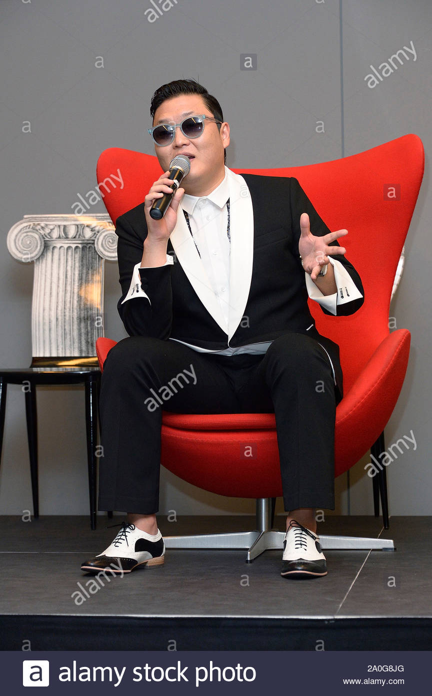 Psy And Gangnam Stock Photos & Psy And Gangnam Stock Images - Alamy